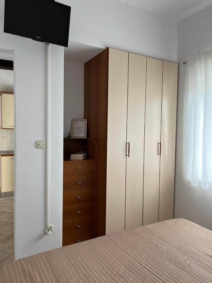 Apartments Marinovic Brzac 外观 照片