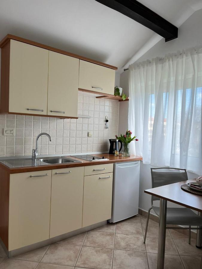 Apartments Marinovic Brzac 外观 照片